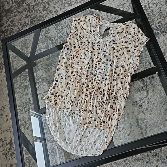 🎁Viscose cheetah sleeveless blouse - Picture 1 of 5